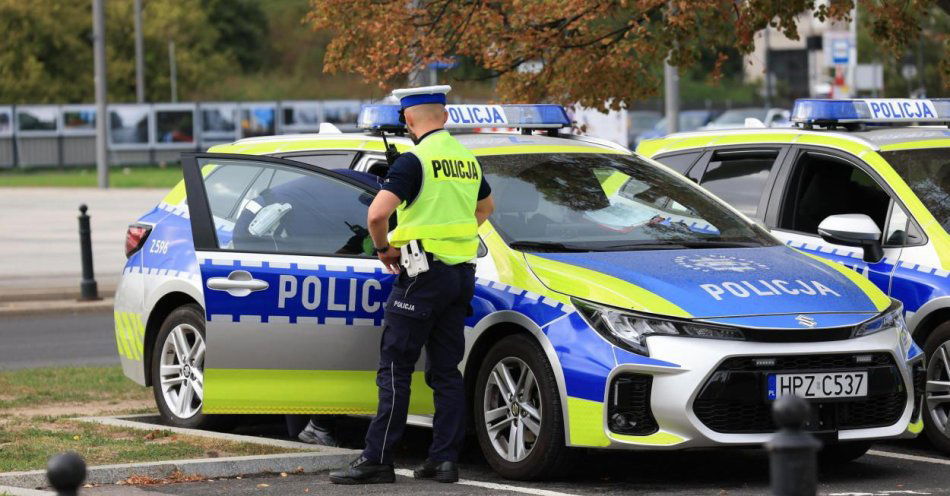 zdjęcie: W weekend policjanci udaremnili nielegalne wyścigi / fot. PAP