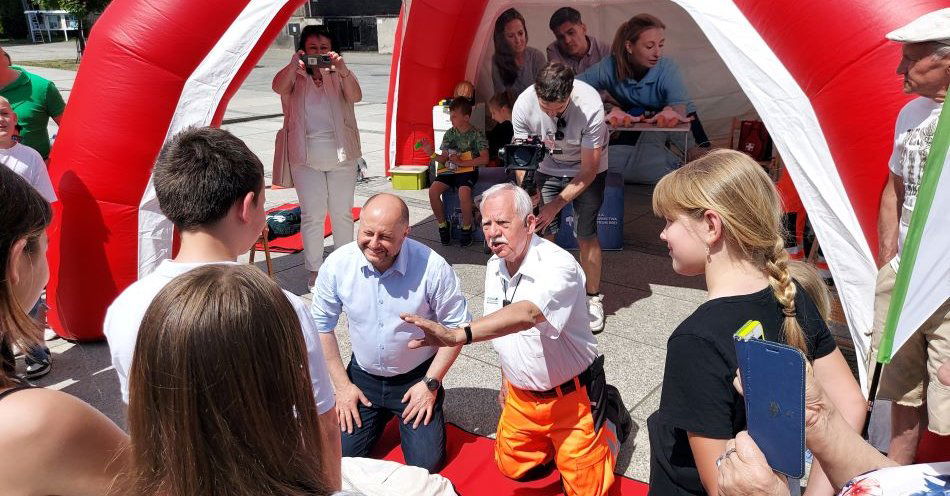 zdjęcie: Jeden dzień - wiedza na całe życie. Zapraszamy na rodzinne pikniki Compensy! / fot. nadesłane