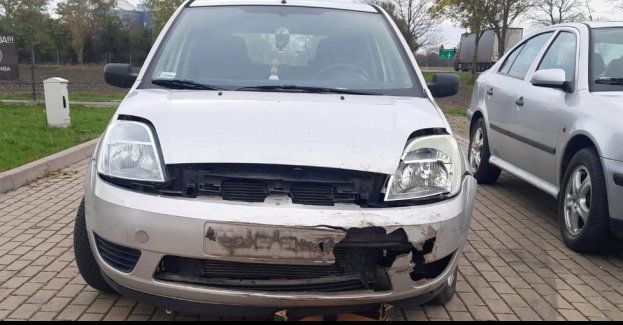 Zderzenie osobówki z cieżarówką