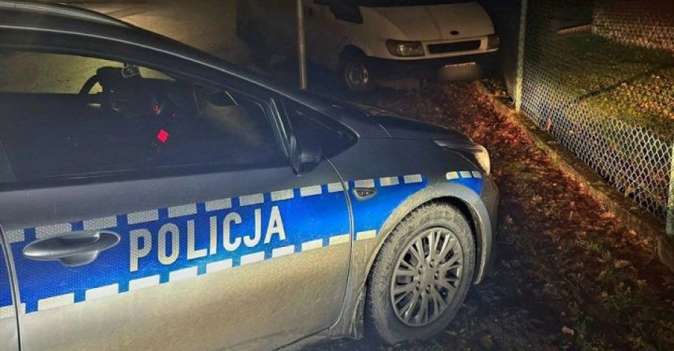 zdjęcie: Pijany 40 letni kierowca z 4 promilami uderzył w ogrodzenie / fot. KPP w Raciborzu