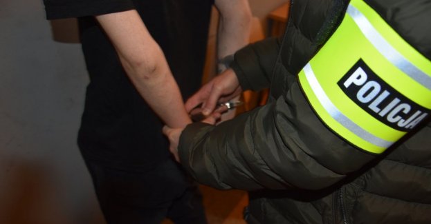 Policjanci zatrzymali podejrzanego o kradzież sklepową