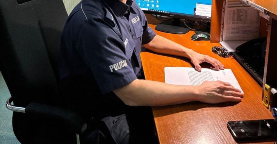 zdjęcie: Empatia policjantów uratowała mężczyznę w kryzysie / fot. KMP w Szczecinie