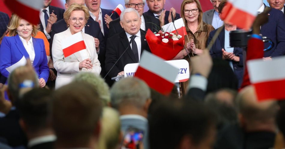 zdjęcie: PiS - 47,16 proc.; KO - 26 proc.; Konfederacja - 15,11 proc., Trzecia Droga - 6,95 proc.; Lewica - 3,29 proc. / fot. PAP