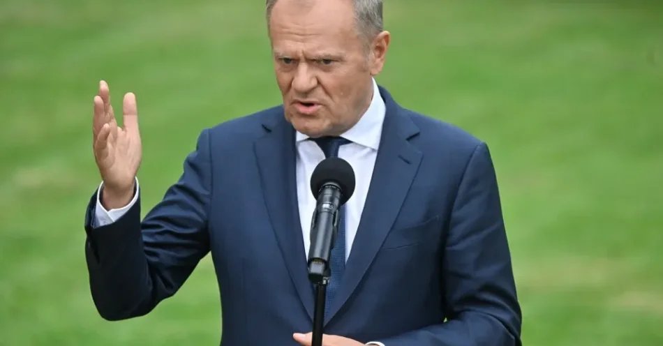 zdjęcie: Tusk o wycieku danych z MyDr: motywacja czysto kryminalna, celem było wyłudzenie okupu / Warszawa, 13.08.2026. Premier Donald Tusk podczas konferencji prasowej w Kancelarii Prezesa Rady Ministrów w Warszawie, 13 bm. Premier potwierdził, że wyraził warunkową zgodę na odejście z rządu Macieja Berka i jego kandydowanie do Trybunału Konstytucyjnego. (mr) PAP/Piotr Nowak