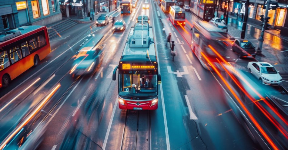 zdjęcie: 95 wniosków samorządów o dopłaty do połączeń autobusowych w regionie / v46091232