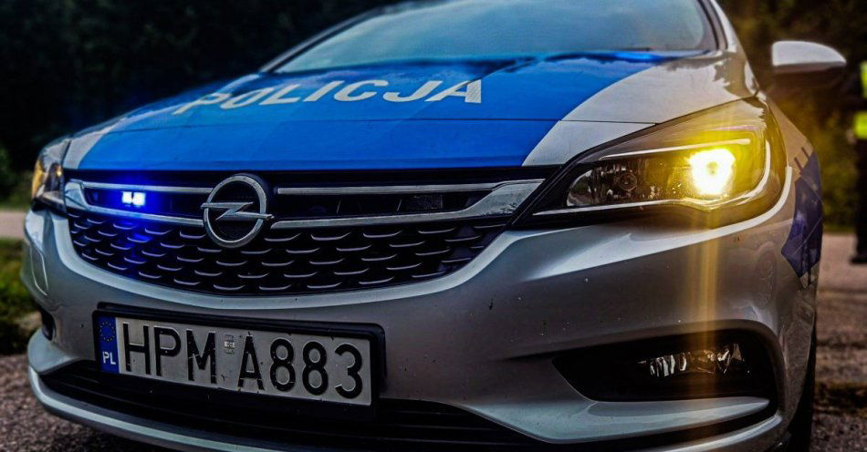 zdjęcie: Reakcja sąsiadki i policjantów uratowała osiemdziesięcioletnią kobietę / fot. KPP Siemiatycze