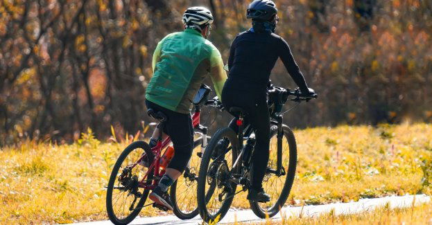 Zatrzymano osobę podejrzaną o potrącenie rowerzystów