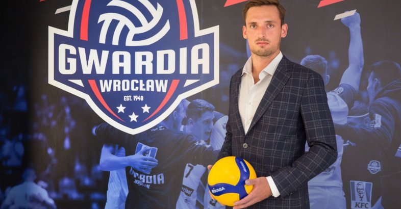 zdjęcie: Medalista we Wrocławiu – Bartosz Pietruczuk siatkarzem KFC Gwardia!