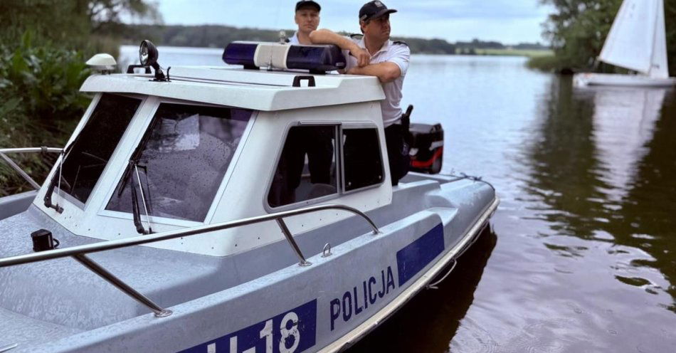 zdjęcie: Policjanci z posterunku wodnego rozpoczęli służbę / fot. KMP w Kaliszu
