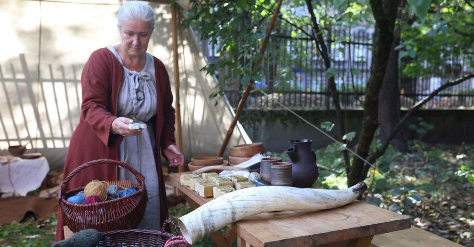 zdjęcie: Wikingowie motywem przewodnim Międzynarodowego Dnia Archeologii w Bytomiu / fot. PAP