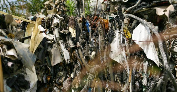 Od 2022 r. do Polski wjeżdża mniej odpadów niż wyjeżdża, w 2023 r. ten trend się utrzymuje