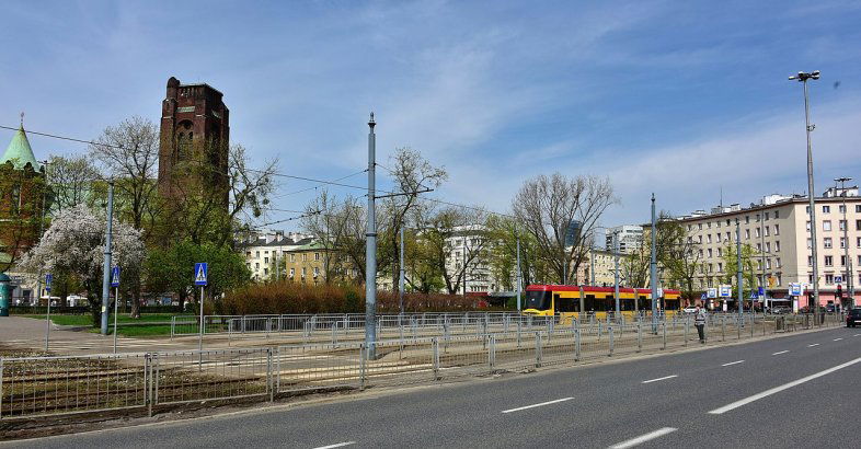 zdjęcie: Spacer po Starej Ochocie! / fot. By Adrian Grycuk - Praca własna, CC BY-SA 3.0 pl, https://commons.wikimedia.org/w/index.php?curid=68354002