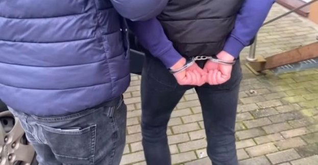 Zatrzymano oszustów podszywających się pod policjantów