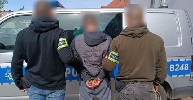 Ukradł samochód, wcześniej groził swojej byłej partnerce – już po kilku godzinach został zatrzymany przez policjantów