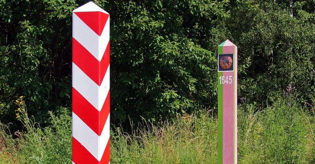 Próby zniszczenia znaku granicznego i podpalenia posterunku przy granicy z Białorusią