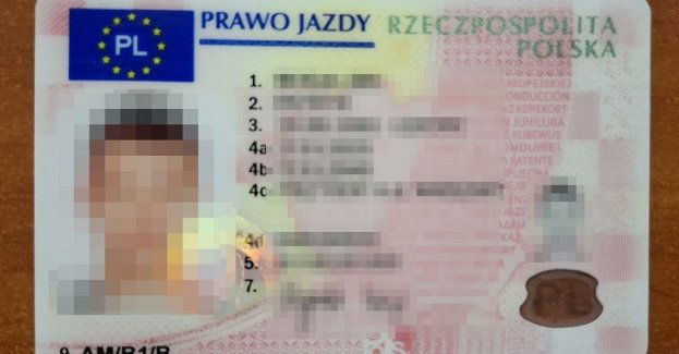 Kierowca podejrzewany o posługiwanie się „lewym” prawem jazdy