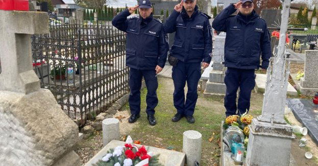 Policjanci z Dorohuska uczcili przedwojennego funkcjonariusza