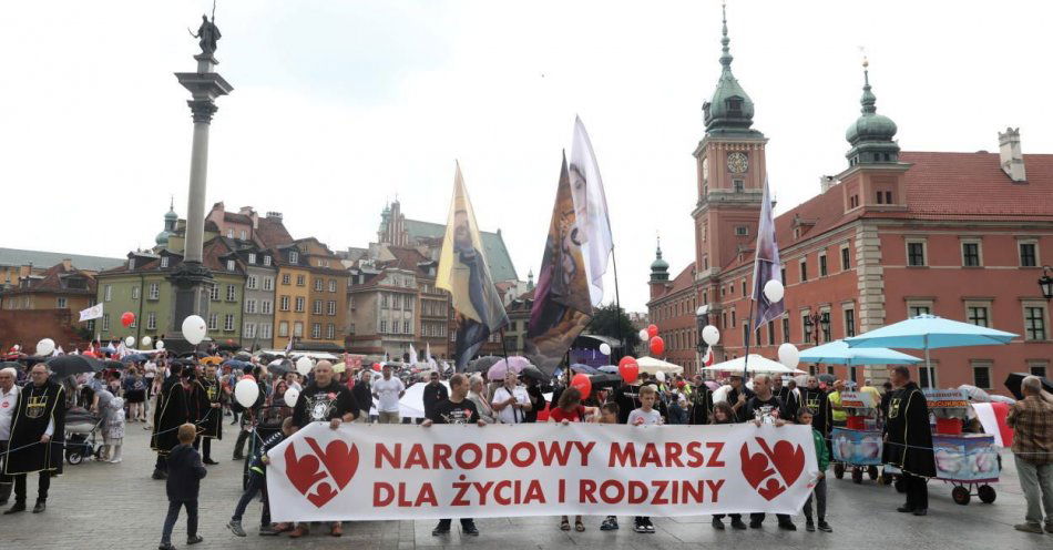 zdjęcie: Wyruszył 18. Narodowy Marsz dla Życia i Rodziny / fot. PAP