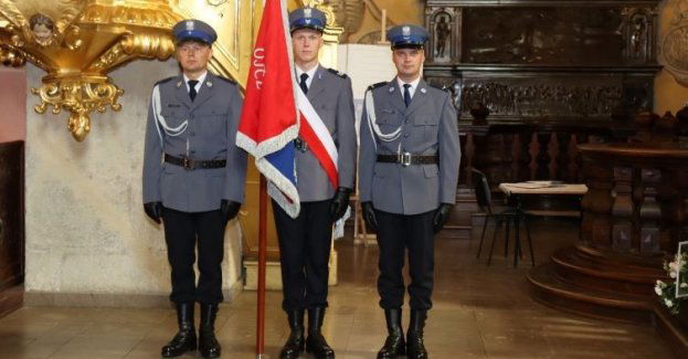 „Życzę Wam, abyście służąc i pracując zawsze mieli poczucie, że każdego dnia czyniąc rzeczy małe, tworzycie rzeczy wielkie”- Powiatowe Obchody Święta