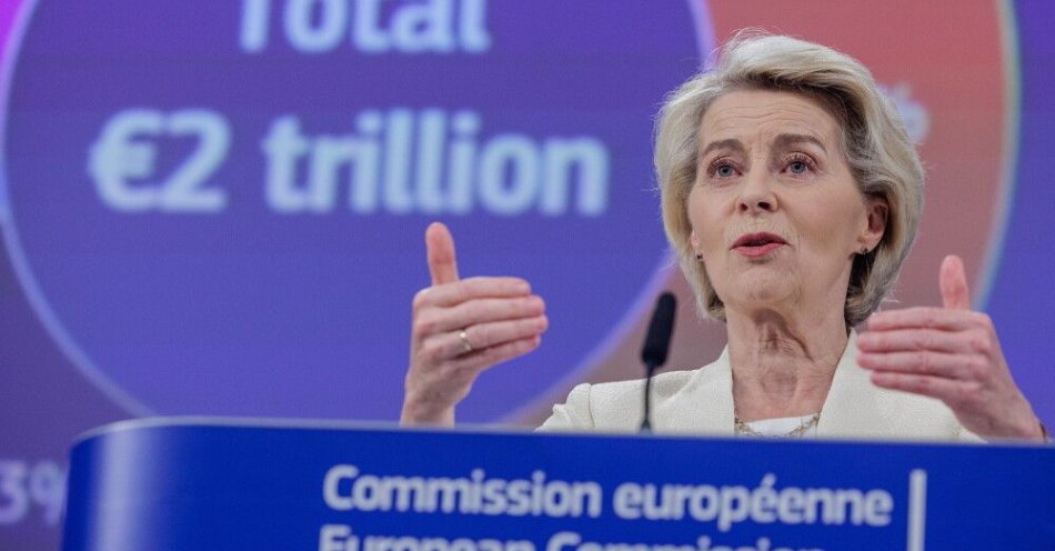 zdjęcie: KE zaproponowała budżet na lata 2028-2034 w wysokości 2 bln euro / fot. PAP