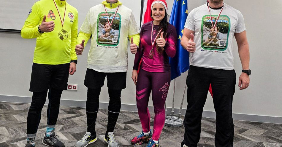 zdjęcie: Lubuscy policjanci pobiegli dla Laury by pomóc w terapii / fot. KPP Nowa Sól