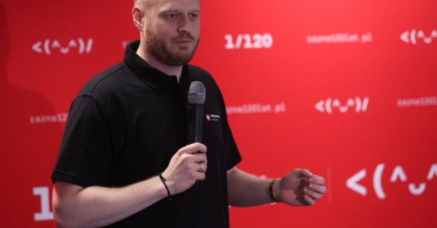 Rozstrzygnięto wszystkie przetargi na laptopy dla czwartoklasistów