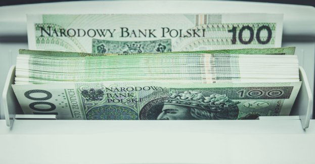 Proces tzw. słupów w oszustwach metodą na policjanta