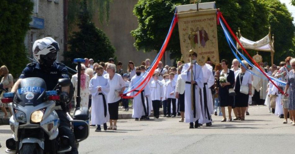 zdjęcie: Święto Bożego Ciała - utrudnienia w ruchu / fot. KPP Wągrowiec