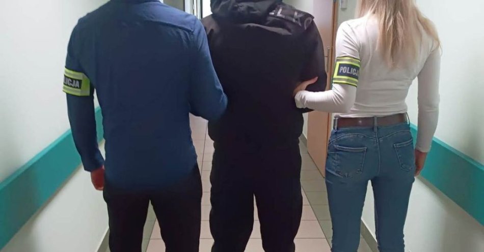 zdjęcie: Policja zatrzymała sprawców kradzieży ubrań w Kielcach / fot. KMP Kielce