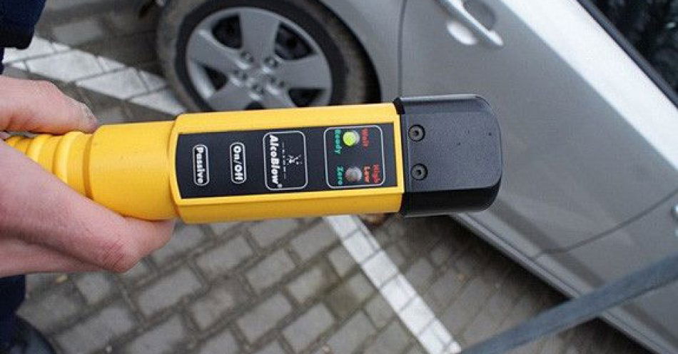 zdjęcie: Nietrzeźwa kierująca uszkodziła BMW i odjechała z miejsca / fot. KPP Włodawa