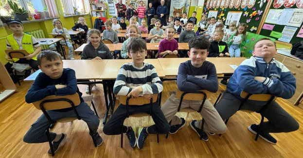 Policjanci uczyli dzieci bezpieczeństwa i troski o zwierzęta