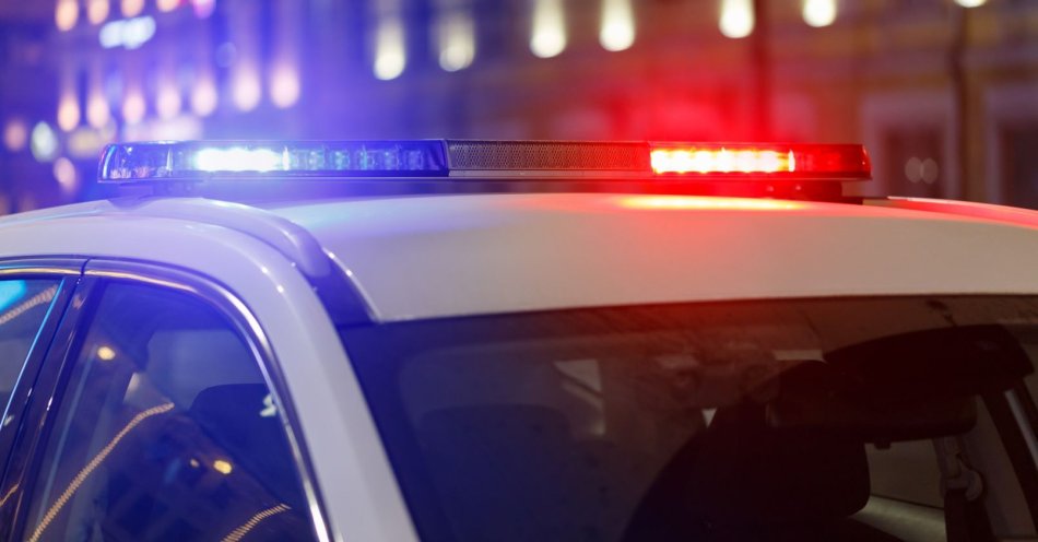 zdjęcie: Strzeleccy policjanci odnaleźli 11-letnią dziewczynkę / v12625045