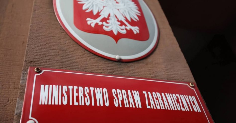 zdjęcie: Polska odpowiada KE ws. wiz; informuje, że postępowanie polskiej prokuratury dotyczy 268 wniosków wizowych / fot. PAP