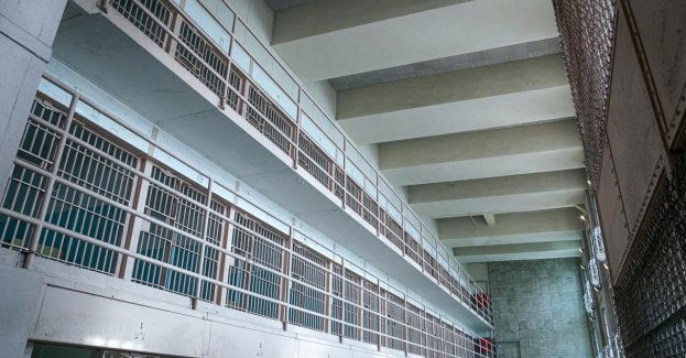 30-latek bez powodu zastraszał inne osoby, trafił do aresztu