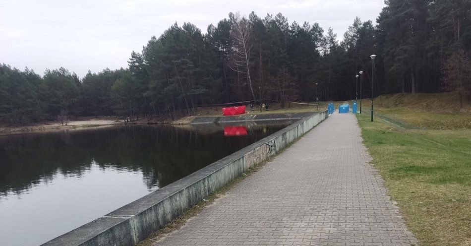 zdjęcie: Odnalezione kolejne ciało mężczyzny w zalewie w Majdanie Sopockim / fot. KPP Tomaszów Lubelski