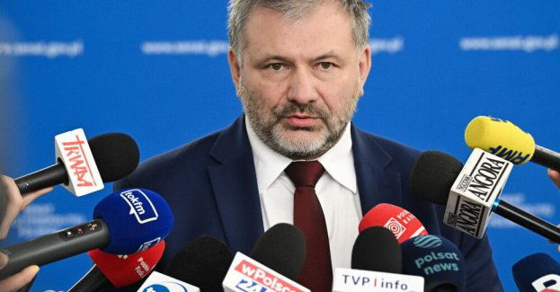 Waldemar Żurek skierował do węgierskich władz dwa pisma ws. Ziobry i Romanowskiego