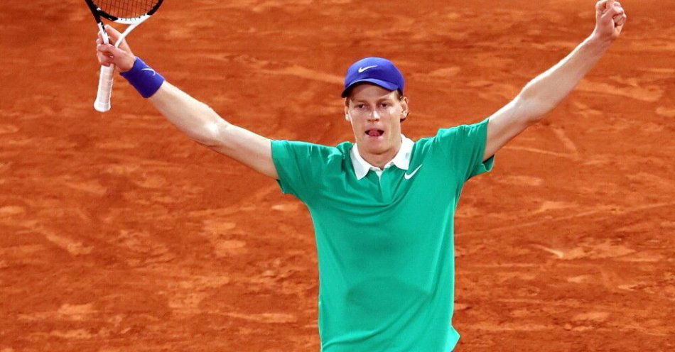 zdjęcie: Sinner po wygranej z Djokovicem rywalem Alcaraza w finale French Open / fot. PAP