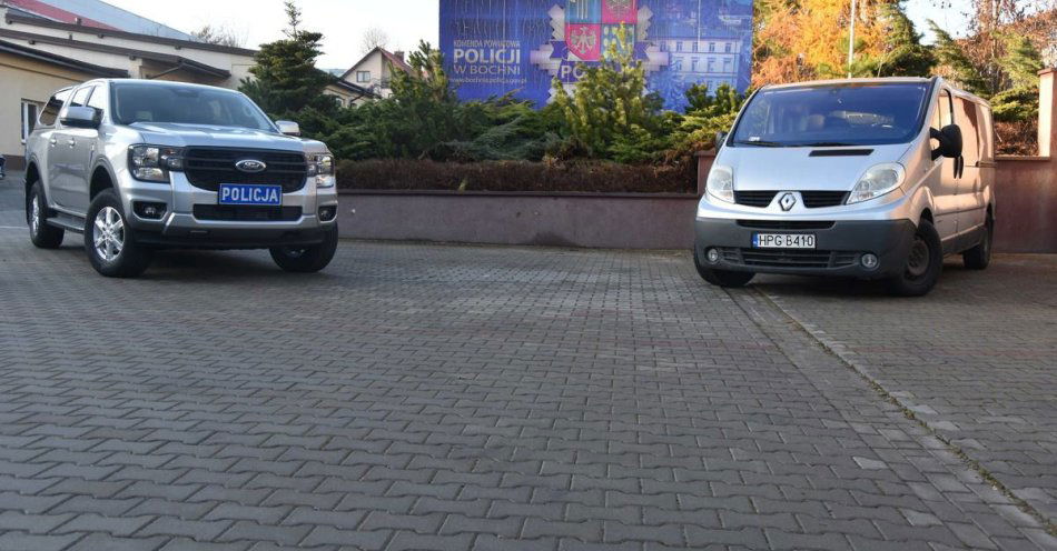 zdjęcie: Nowe radiowozy wzmocnią policję w Bochni / fot. KMP w Bochni