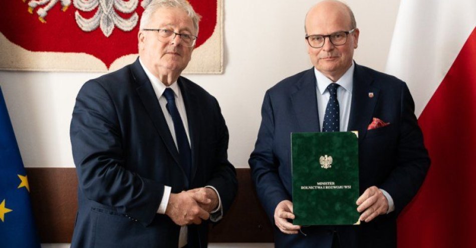 zdjęcie: Rolnik przechodzi pod skrzydła Ministerstwa Rolnictwa i Rozwoju Wsi / fot. UM Grudziądz