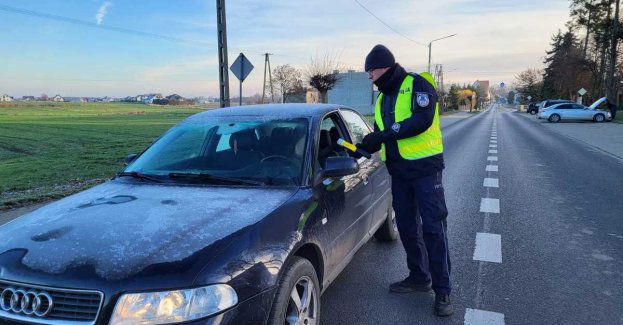 Sylwester i Nowy Rok: zadbajmy o bezpieczeństwo na drogach