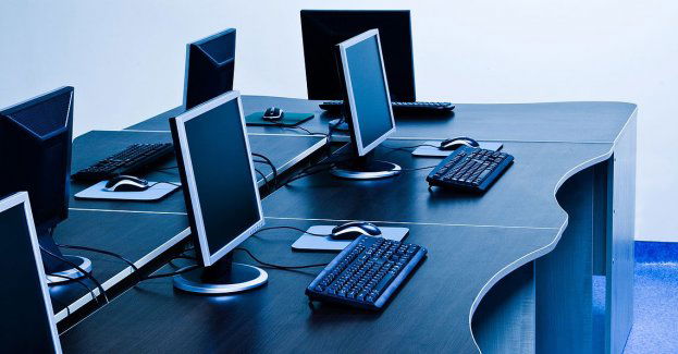 #Halo! Tu bezpieczny senior