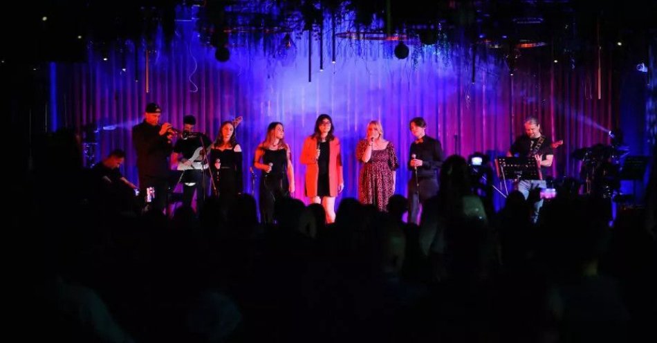 zdjęcie: Piosenki z kina - koncert uczniów i kadry Natural Voice Perfection Institute / kupbilecik24.pl /