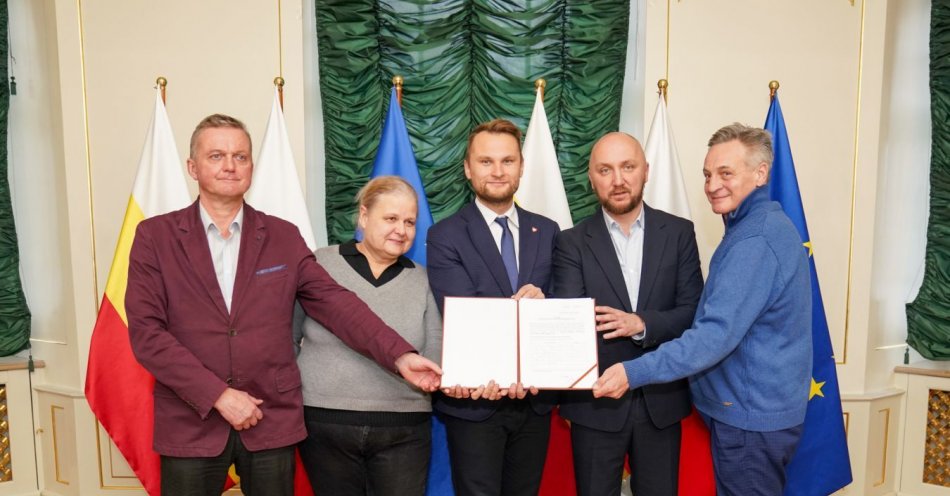 zdjęcie: Wniosek o uhonorowanie profesora Szamatowicza / fot. nadesłane