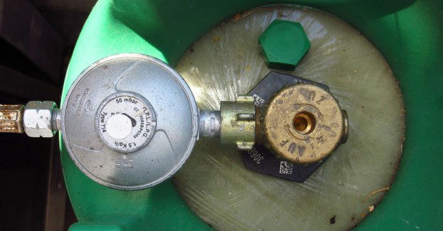 Czterech mężczyzn zatrzymanych na gorącym uczynku kradzieży z włamaniem