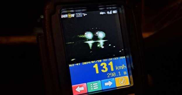 Pędził 131 km/h w terenie zabudowanym. Szaleńcze zapędy pirata drogowego przerwali opoczyńscy policjanci