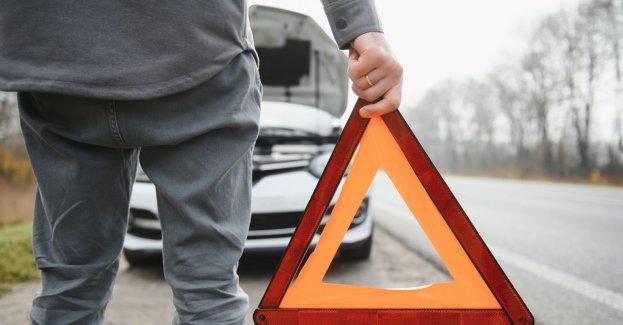 Prawidłowe ustawienie trójkąta ostrzegawczego - przypomnienie dla kierowców!