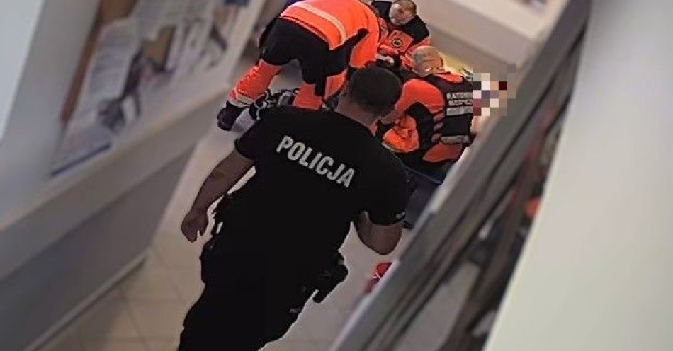 zdjęcie: Policjanci z Garwolina odnaleźli zdezorientowanego i zagubionego 62-latka / fot. KPP w Garwolinie