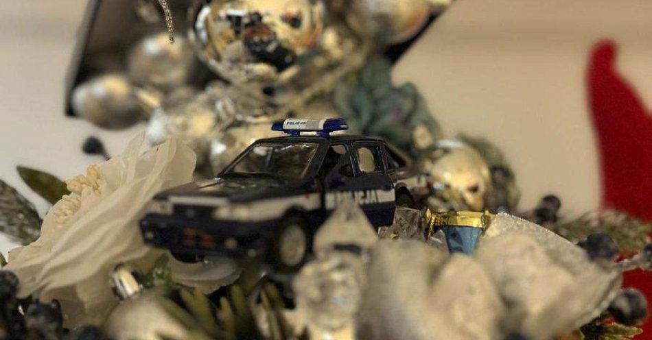 zdjęcie: Uwaga na fałszywe telefony o rzekomych wnioskach kredytowych / fot. KPP w Cieszynie