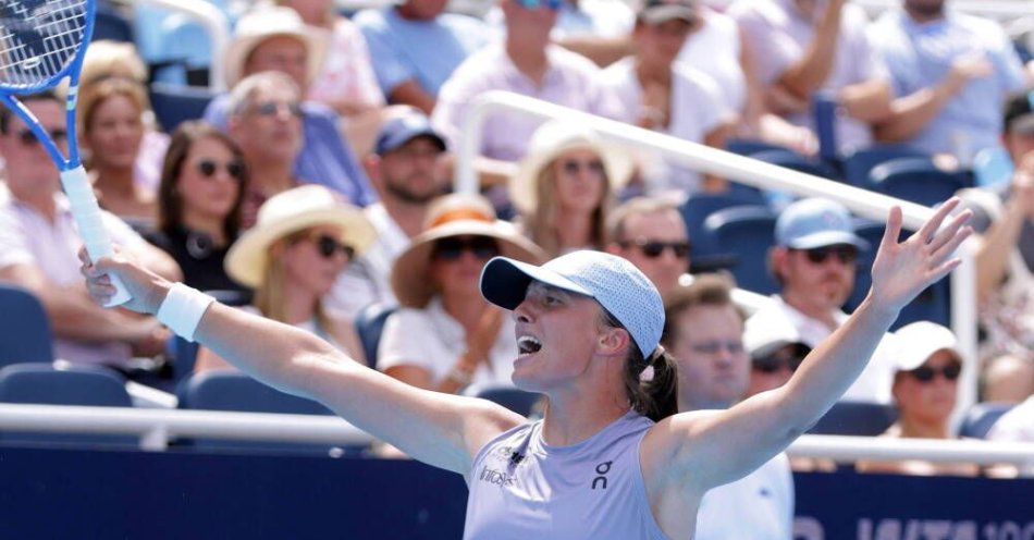 zdjęcie: Iga Świątek awansowała do 2. rundy US Open / fot. PAP