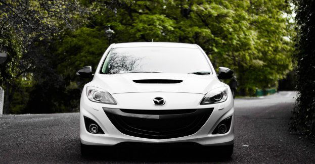 Poszukiwany 22-latek uciekał autem skradzionym w Niemczech - policjanci zatrzymali go po pościgu